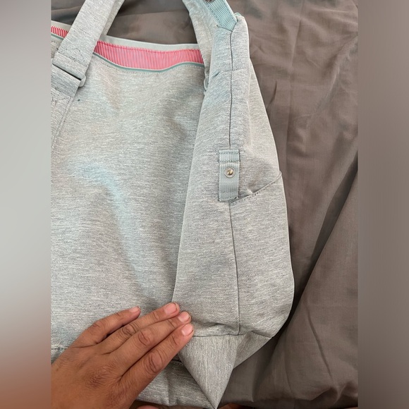 Herschel Supply Co Strand Sprout
Diaper Bag Light Gray Crosshatch - Picture 8 of 10